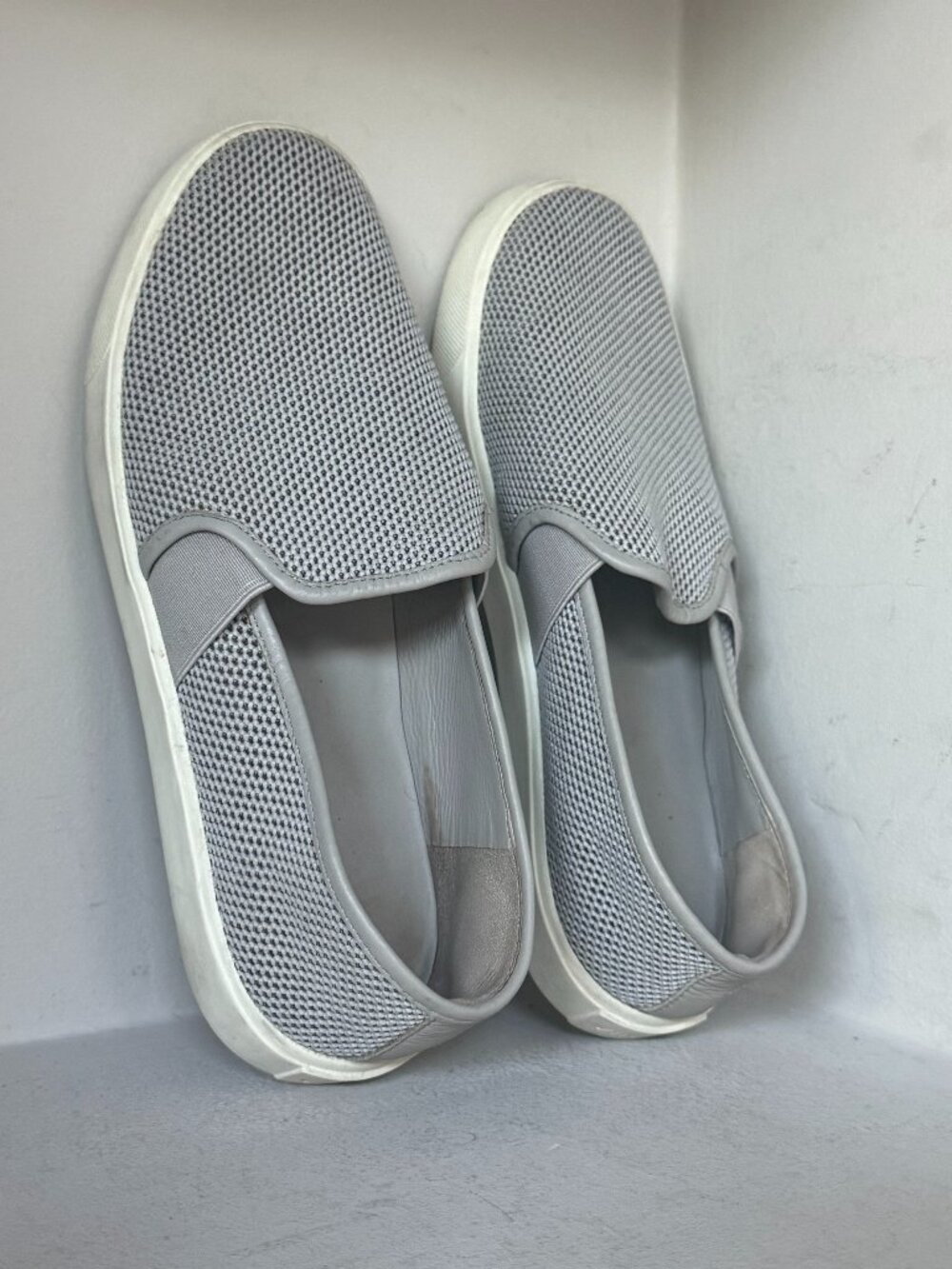 Vince Blair Heather Gray Knit Slip-On Sneakers 7 US Minimalist EU 37
